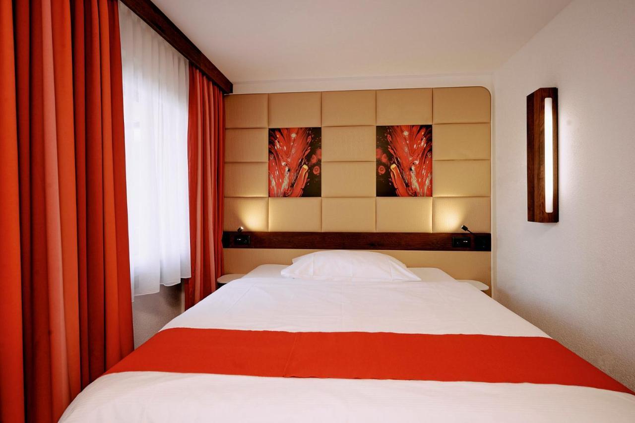 Hotel Elite Visp Exteriér fotografie