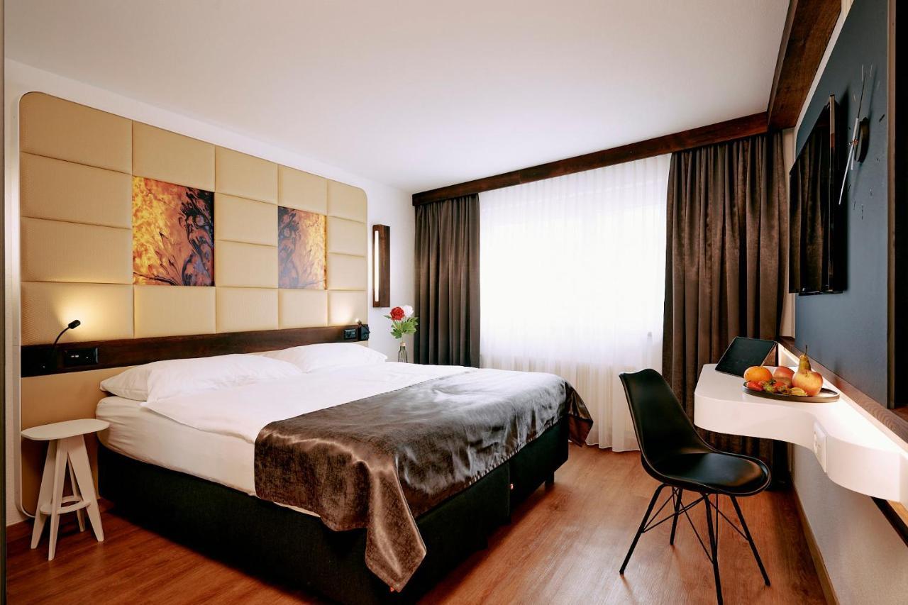 Hotel Elite Visp Exteriér fotografie